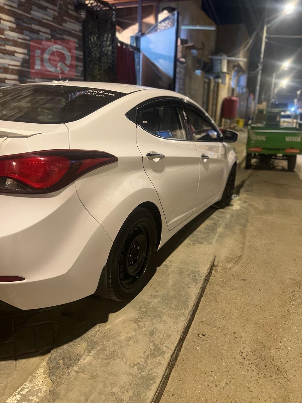 Hyundai Elantra